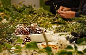 Wreath Making Workshop - wwt