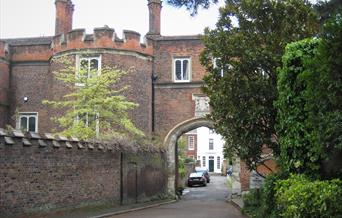 Old Palace Gate, Richmond Green