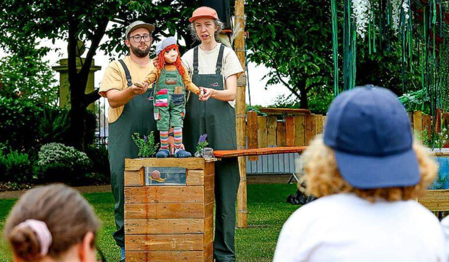 Upstream Puppet Show Upstream Puppet Show