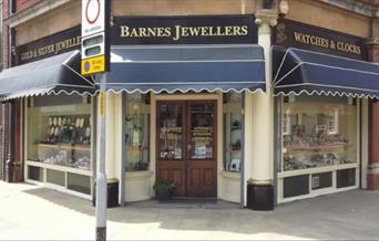 Side shot of Barnes Jewellers