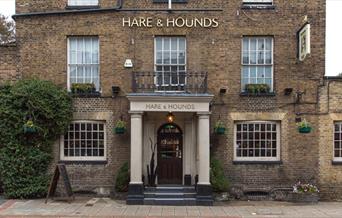 Hare and Hounds 2