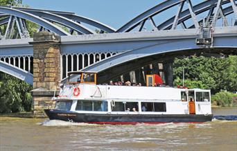 Thames River Boats
