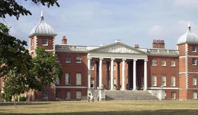 Front shot of Osterley Park and House