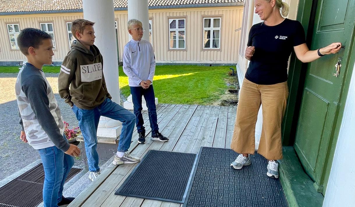 Barneomvisning i Brekkeparken