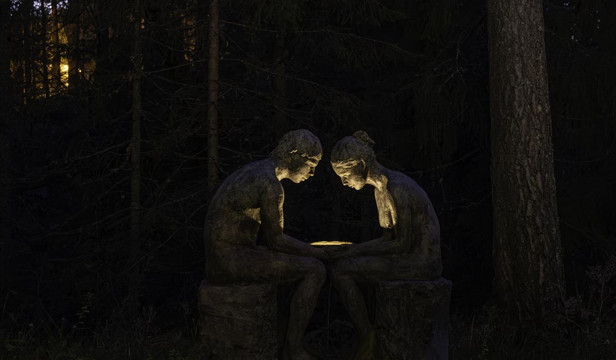 Skulpturer i Skulpturparken Sofia, nær Vrangfoss sluser