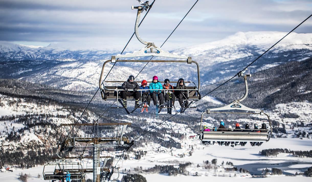 8-seater chairlift at Vrådal panorama ski center