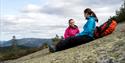 2 girls go for a walk on Hægefjell