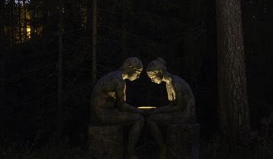 Skulpturer i Skulpturparken Sofia, nær Vrangfoss sluser