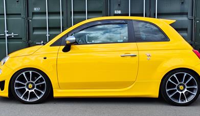 Abarth 595 Turismo in yellow