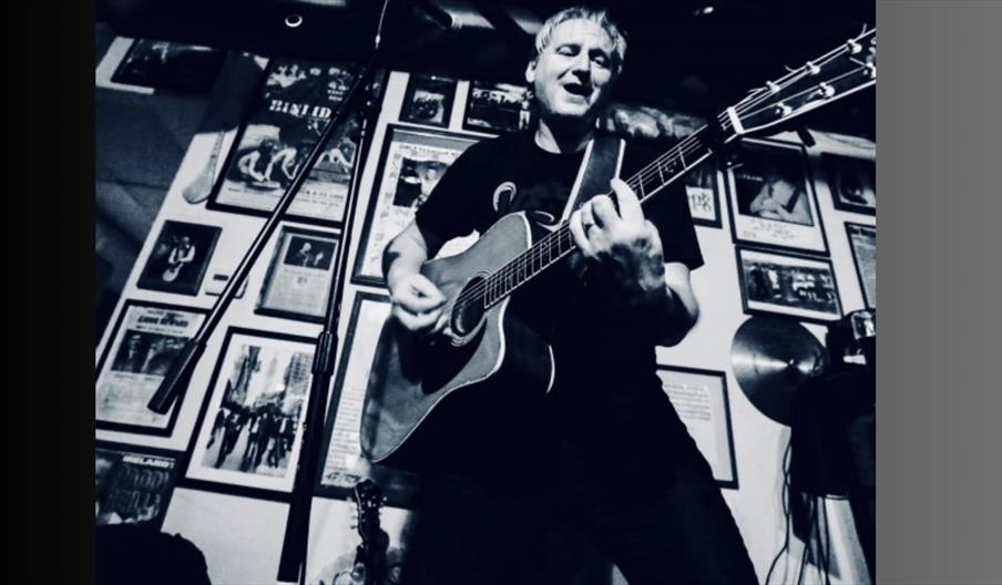 A Night of Irish Music with World-Record Guitarist Dave Browne