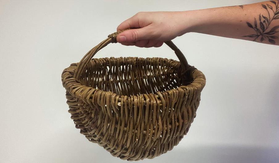 Foraging basket workshop