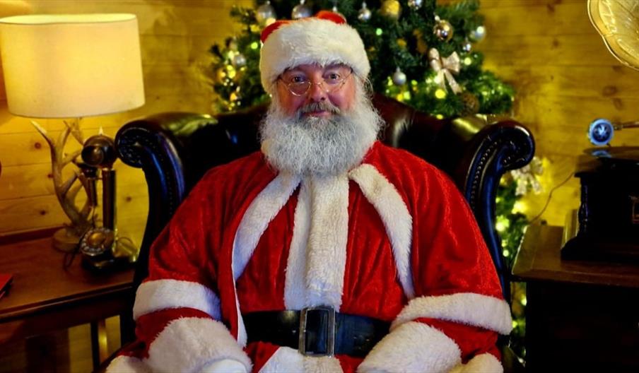 Santa & Mrs Claus: Festive Fun at Hoo Zoo