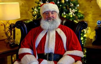 Santa & Mrs Claus: Festive Fun at Hoo Zoo