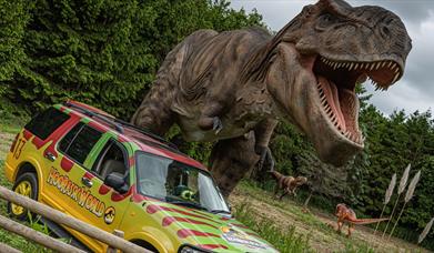 Hoo Zoo & Dinosaur World