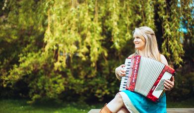 katie grace harris image