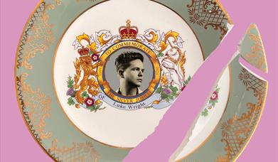 Luke Wright image on smashed china plate.
