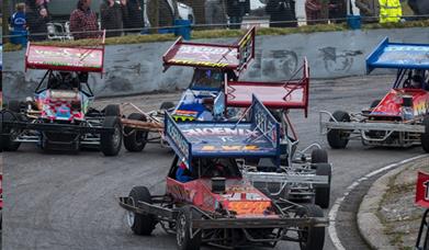 mendips raceway banger stockcar car racing motorsport