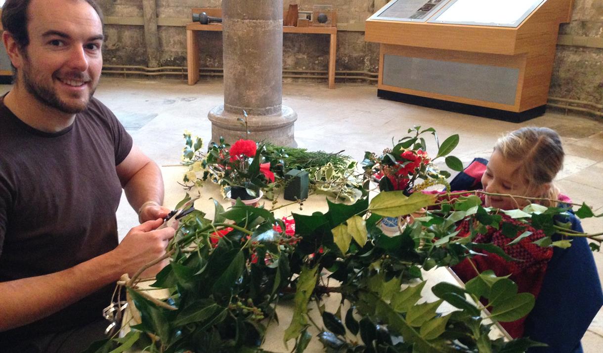 Wells Cathedral FREE Family Christmas Holiday Workshop and Christmas Trails