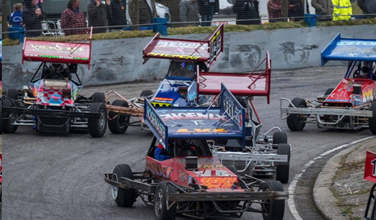 mendips raceway banger stockcar car racing motorsport