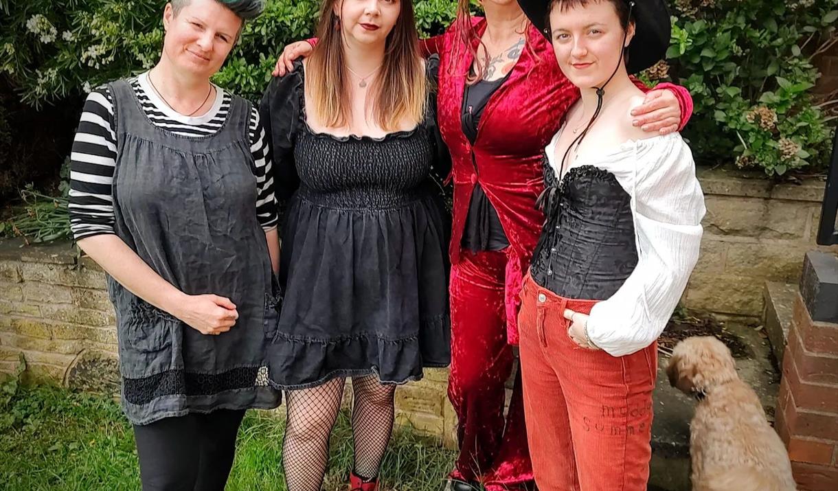 4 ladies