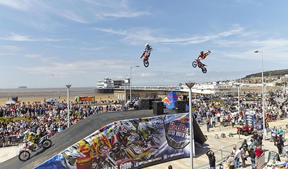 Freestyle Motocross Display