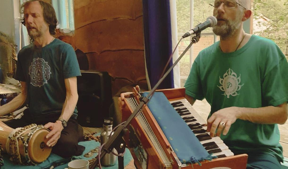 Kirtan with Tim Chalice