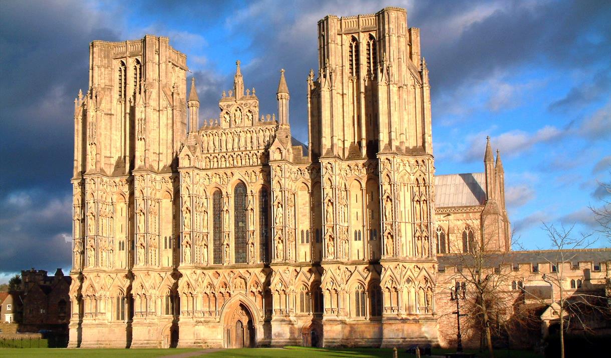 NEW MUSIC WELLS: AN EVENING WITH THE MASTER OF THE QUEEN'S MUSIC at Wells Cathedral