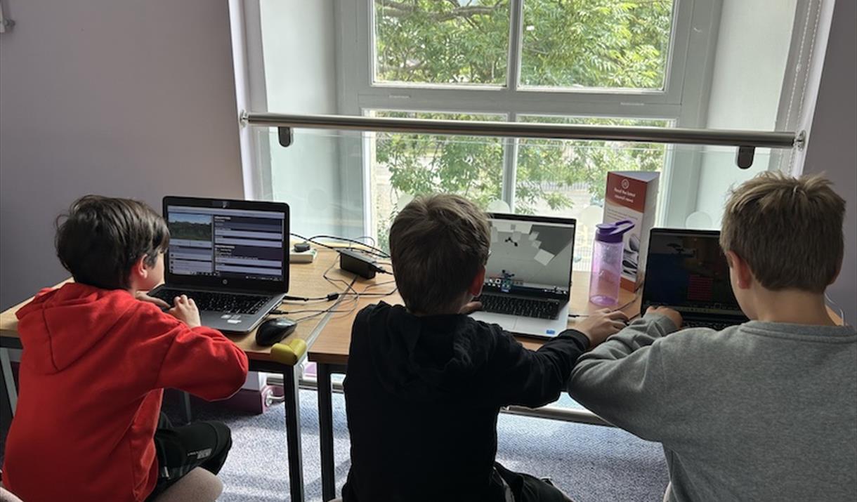 Children coding in Minecraft