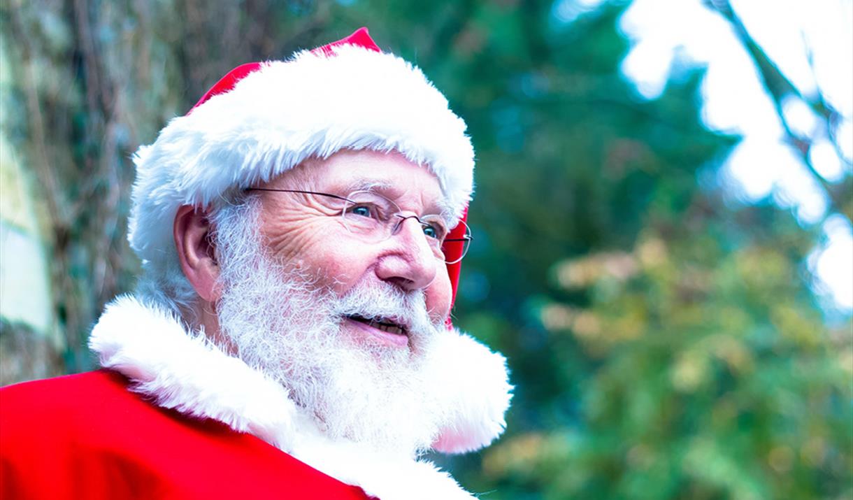 Father Christmas visits Kilver Court