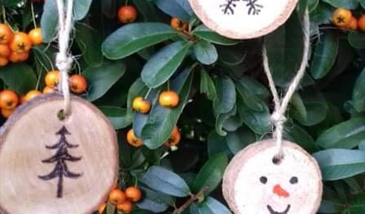 Christmas crafts at Wood Lane Quarry