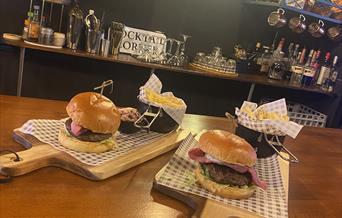 Food, Drink & live music