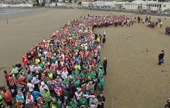 Christmas Cracker 10k 2019 Weston-super-Mare Visit Weston