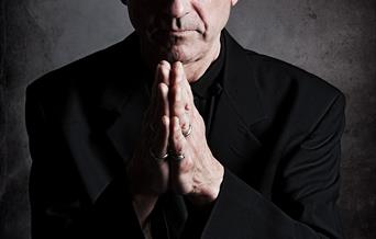 Hugh Cornwell Solo Accoustic Fund Raiser Show in aid of Lighthouse at Weston
