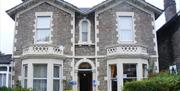 Grove Lodge Guest House exterior