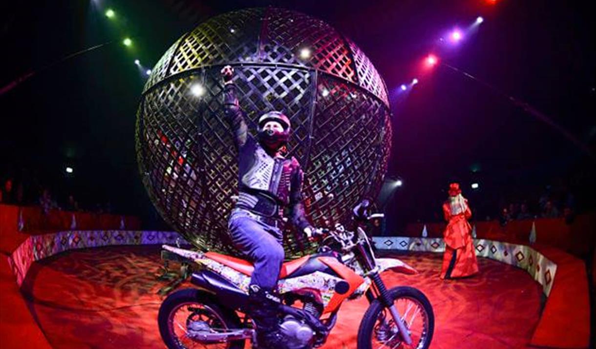 Globe of Death Motorbike Circus Funtasia