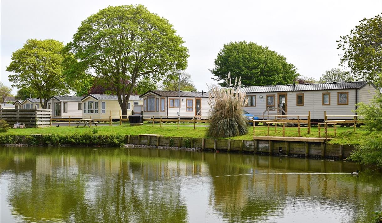 Lakeside Holiday Park Burnham-on-Sea Visit Weston Weston-super-Mare accommodation caravan park caravans self catering