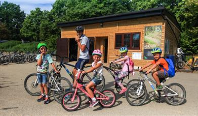 Bewl Water Family on bikes