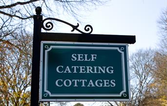 Self catering cottages sign
