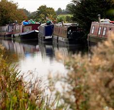 Moored boats on K&A by Terry Hewlett