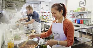 Speedy Meals For Busy People With Catherine Maxwell