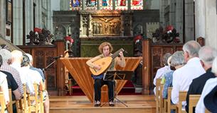 Elizabeth Kenny Lute Concert