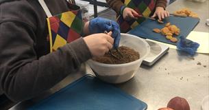 Monthly Mini Chefs Kids Cookery Class (ages 6-10)