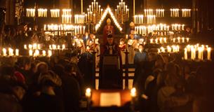 From Darkness to Light: the Advent Procession