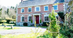 Restaurant at Rollestone Manor