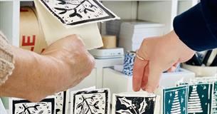 Festive Lino Printing with Hannah Cantellow Printmaker