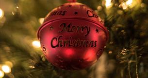 red CHristmas bauble