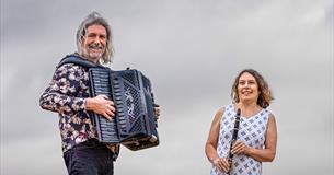 The Brilliant Paul Hutchinson and Karen Wimhurst with Special Guest Hannah Cumming