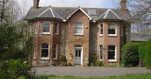 Stonehenge B&B at Scotland Lodge