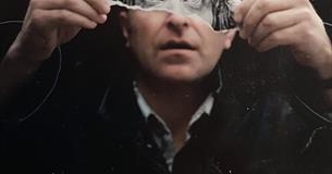 Simon Evans