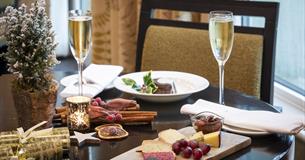 Festive Dining at The Shelburne Restaurant at Bowood Hotel, Spa & Golf Resort
